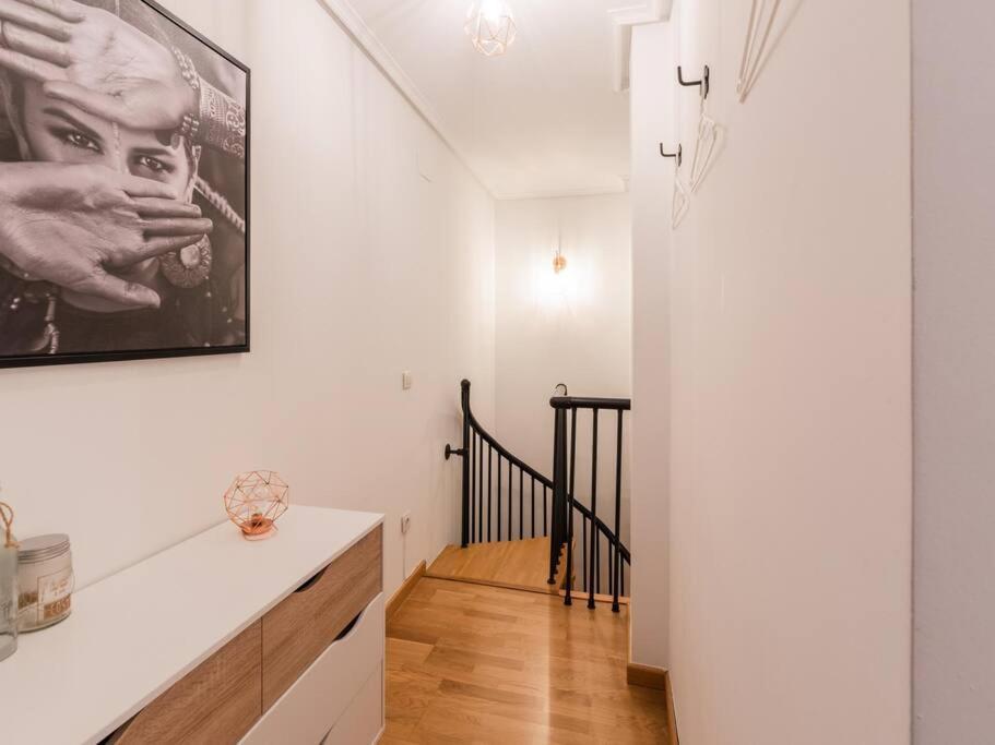 דירות לוגרוניו Duplex Cueva De Lobos By Clabao מראה חיצוני תמונה